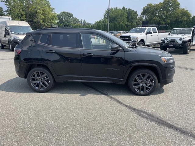 2024 Jeep Compass COMPASS LIMITED 4X4