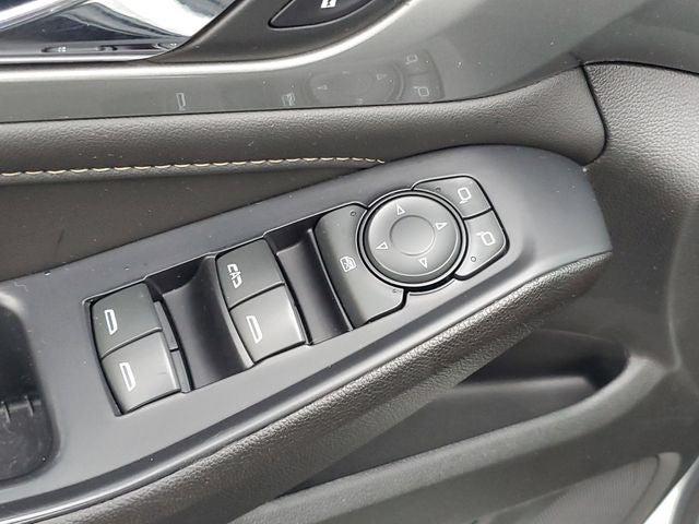 2022 Chevrolet Traverse FWD LT Leather