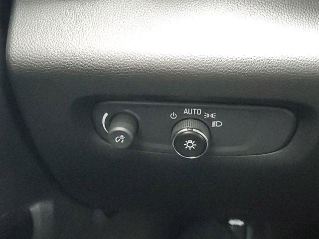 2022 Chevrolet Traverse FWD LT Leather