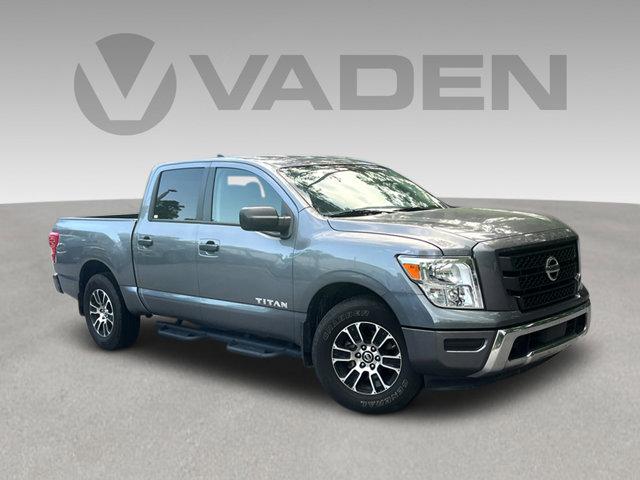 2022 Nissan TITAN