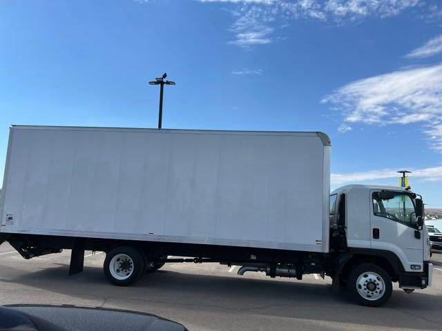 2024 Chevrolet 6500XD LCF Medium ASH Gray