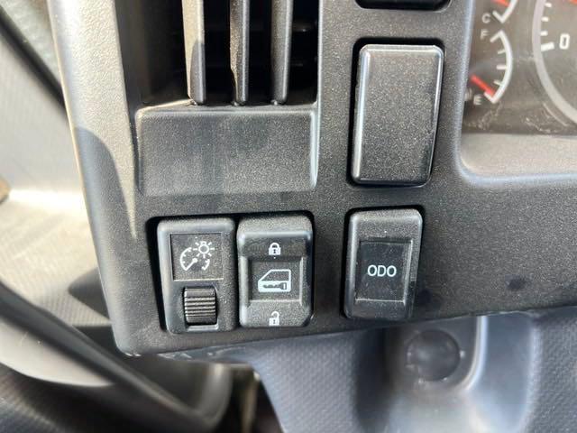 2024 Chevrolet 6500XD LCF Medium ASH Gray