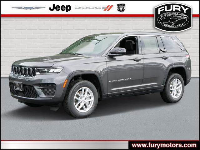 2024 Jeep Grand Cherokee Laredo X 4x4 for sale in South St. Paul, MN