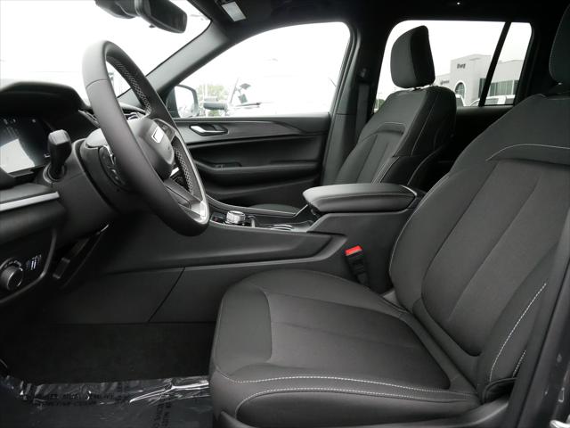 2024 Jeep Grand Cherokee Laredo X 4x4