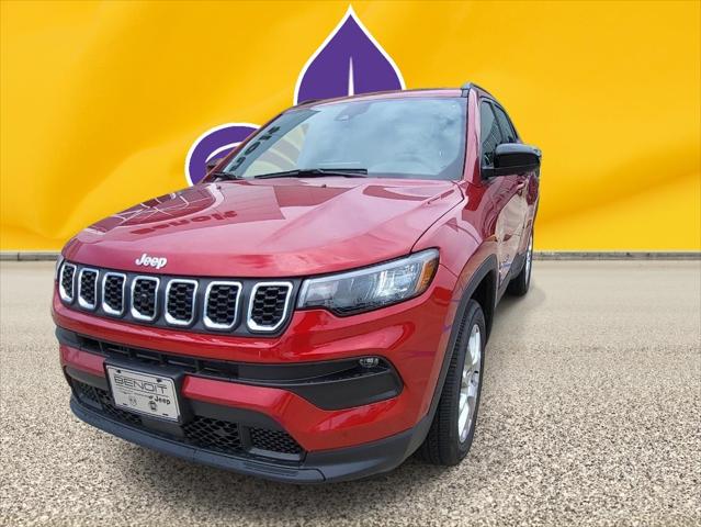 2024 Jeep Compass COMPASS LATITUDE LUX 4X4