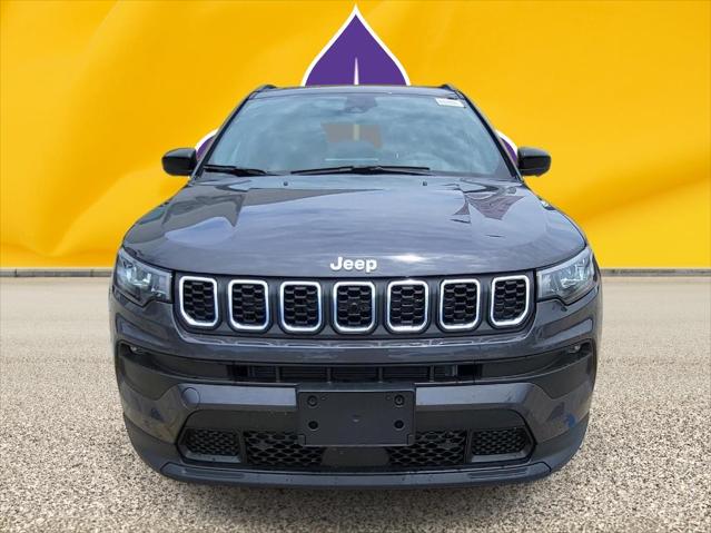 2024 Jeep Compass COMPASS LATITUDE LUX 4X4