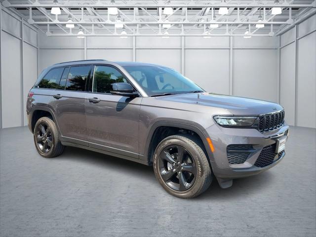 2023 Jeep Grand Cherokee Altitude 4x4