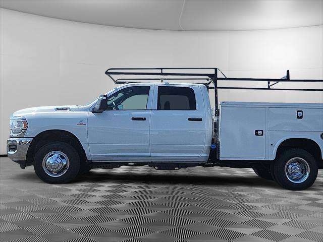 2023 RAM Ram 3500 Chassis Cab RAM 3500 TRADESMAN CREW CAB CHASSIS 4X4 60 CA