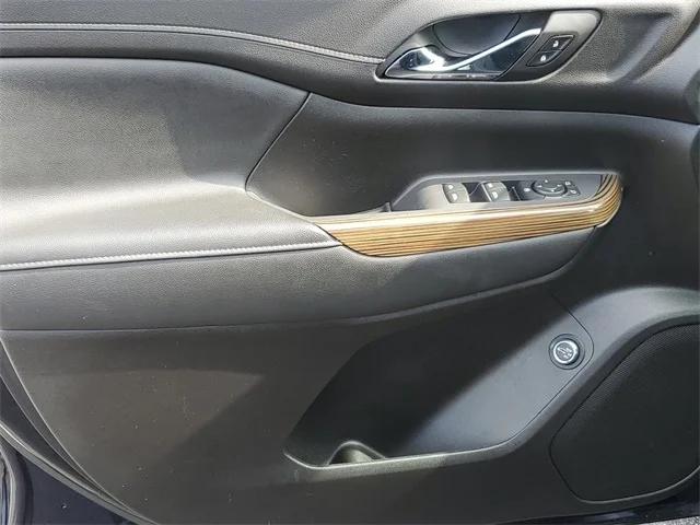 2022 GMC Acadia FWD SLE