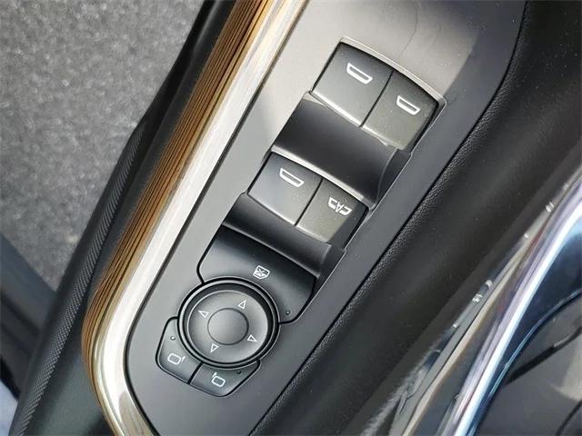 2022 GMC Acadia FWD SLE