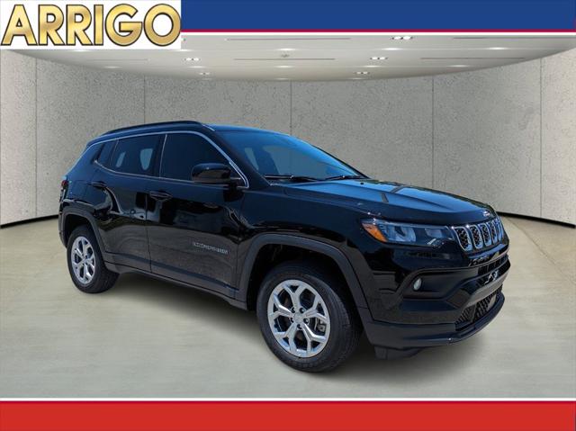 2024 Jeep Compass COMPASS LATITUDE 4X4