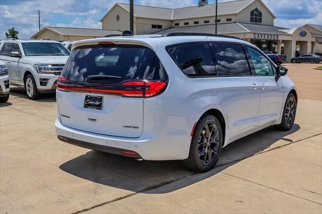 2024 Chrysler Pacifica PACIFICA LIMITED