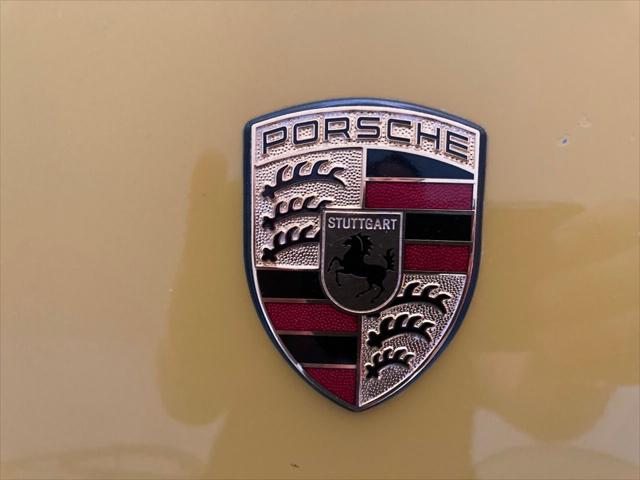 2001 Porsche 911 Carrera