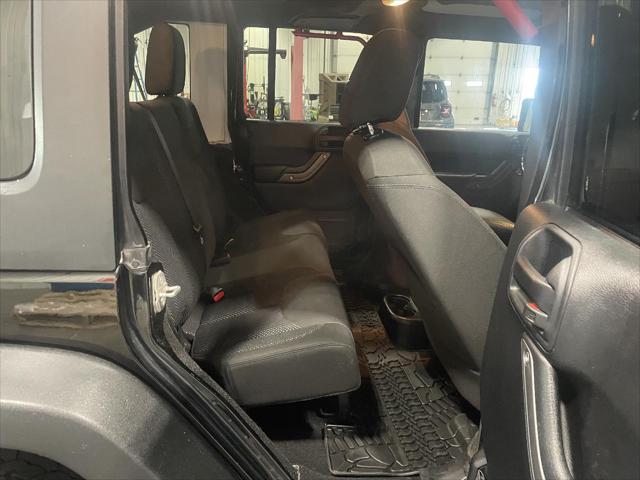 2016 Jeep Wrangler Unlimited Black Bear