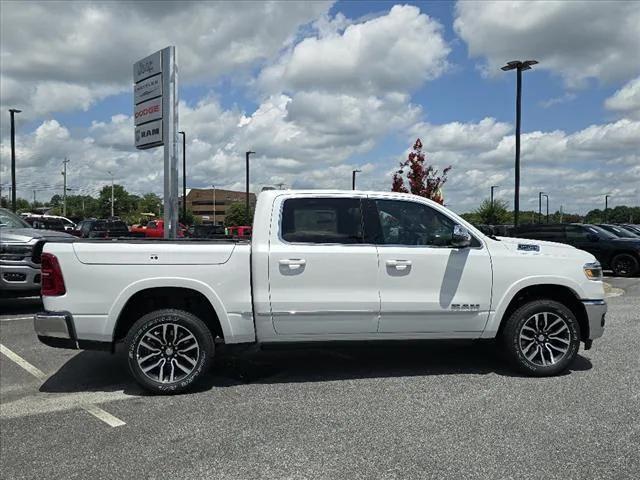 2025 RAM Ram 1500 RAM 1500 LIMITED CREW CAB 4X4 57 BOX