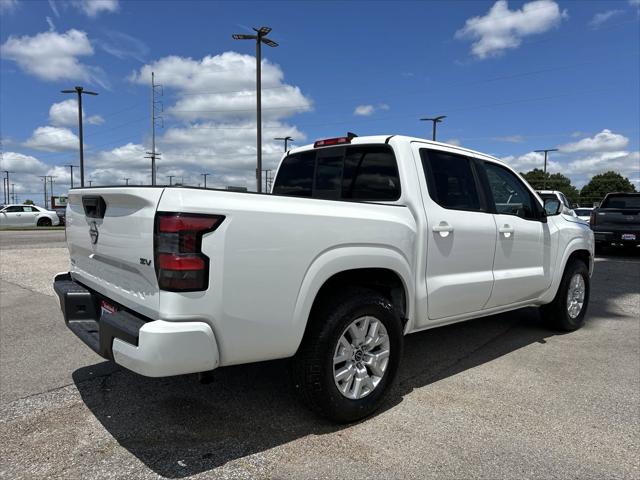 2022 Nissan Frontier Crew Cab SV 4x2