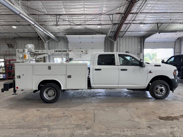 2024 RAM Ram 3500 Chassis Cab RAM 3500 TRADESMAN CREW CAB CHASSIS 4X4 60 CA