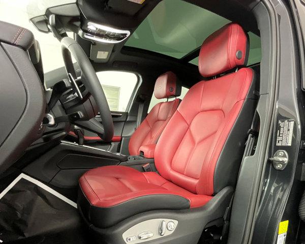 2024 Porsche Macan AWD