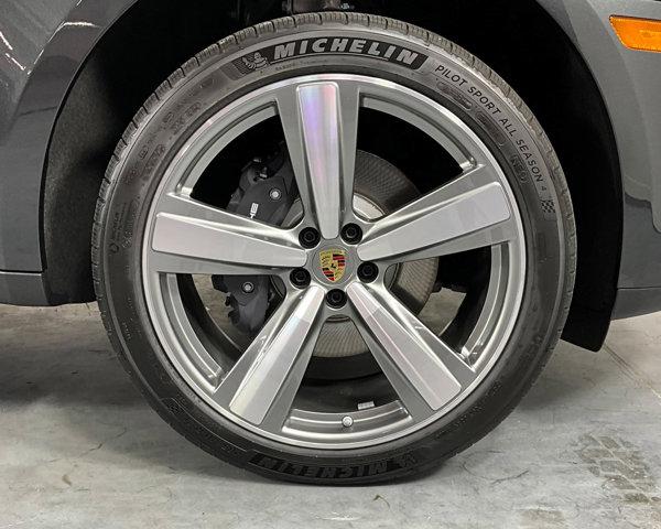 2024 Porsche Macan AWD