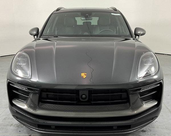 2024 Porsche Macan T