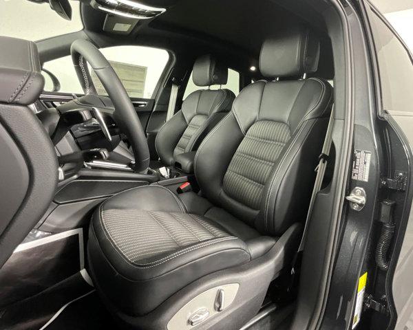 2024 Porsche Macan T