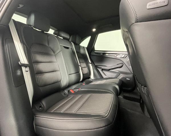 2024 Porsche Macan T