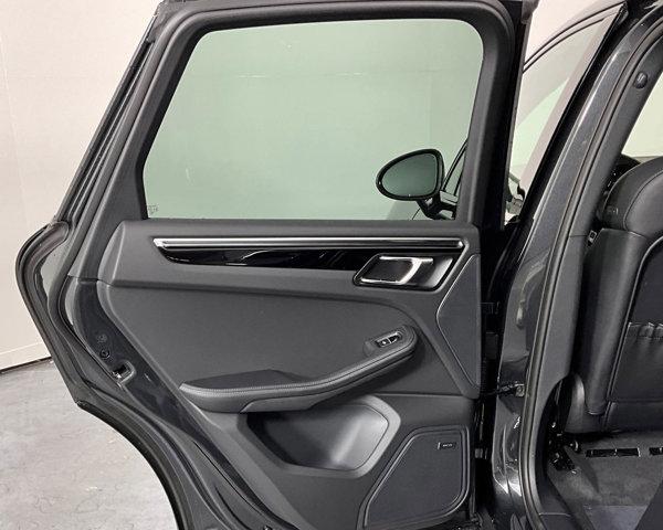 2024 Porsche Macan T