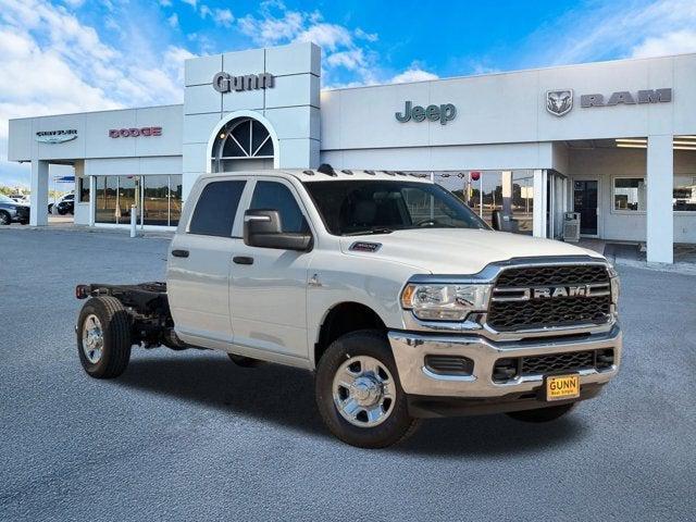 2024 RAM Ram 3500 Chassis Cab RAM 3500 TRADESMAN CREW CAB CHASSIS 4X2 60 CA