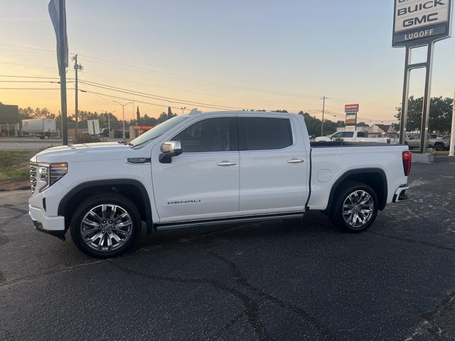 2022 GMC Sierra 1500 4WD Crew Cab Short Box Denali