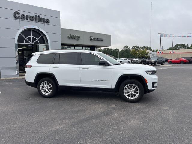 2023 Jeep Grand Cherokee L Laredo 4x2