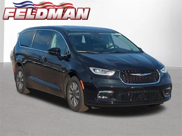 2024 Chrysler Pacifica Hybrid PACIFICA PLUG-IN HYBRID SELECT