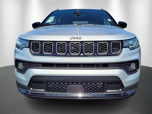 2024 Jeep Compass COMPASS LATITUDE 4X4