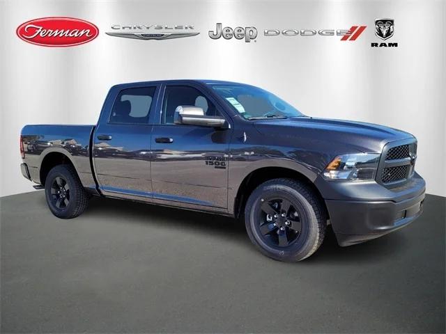 2024 RAM Ram 1500 Classic RAM 1500 CLASSIC TRADESMAN CREW CAB 4X2 57 BOX