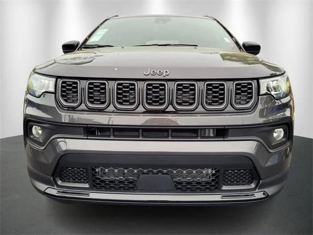 2024 Jeep Compass COMPASS LATITUDE 4X4