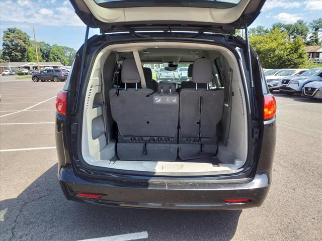 2021 Chrysler Voyager LX
