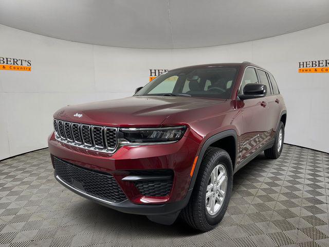 2024 Jeep Grand Cherokee GRAND CHEROKEE LAREDO 4X2