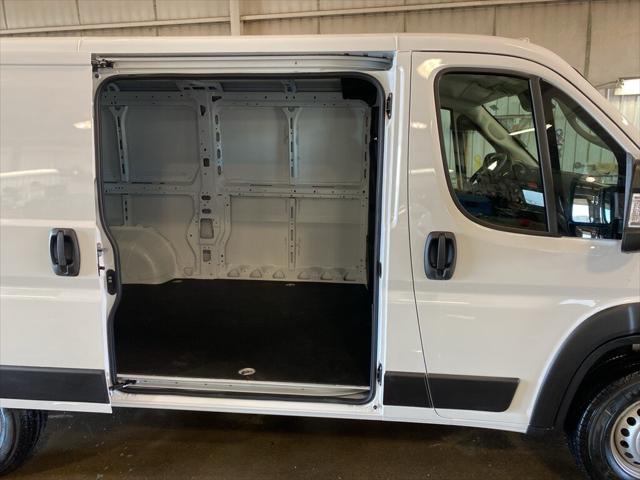 2024 RAM Ram ProMaster RAM PROMASTER 1500 TRADESMAN CARGO VAN LOW ROOF 136 WB