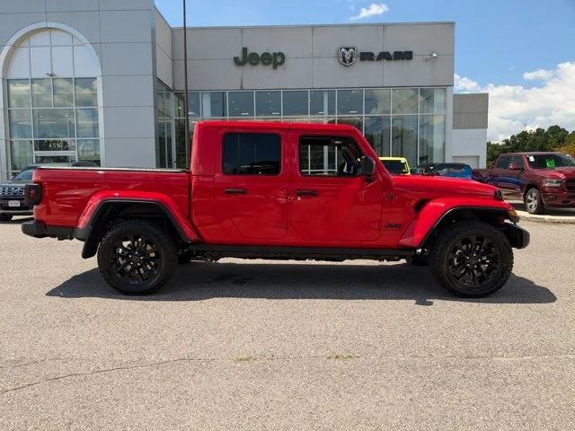 2024 Jeep Gladiator GLADIATOR NIGHTHAWK 4X4