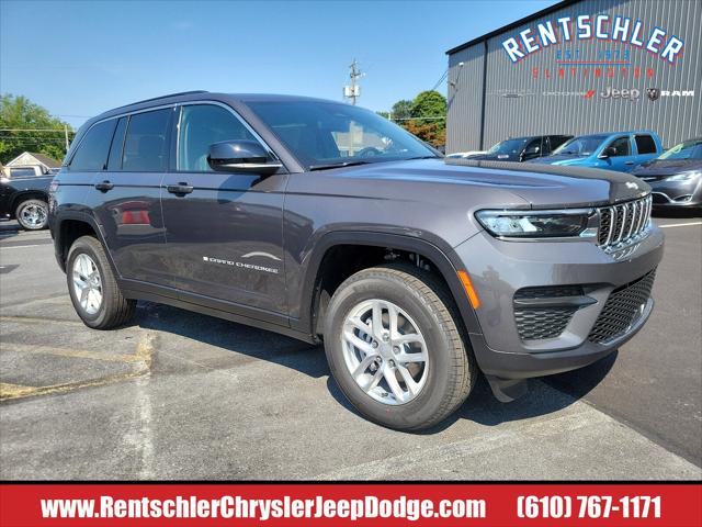 2024 Jeep Grand Cherokee GRAND CHEROKEE LAREDO X 4X4