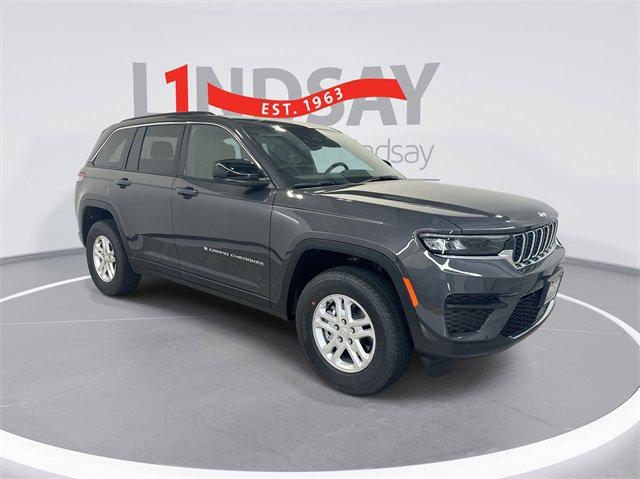 2024 Jeep Grand Cherokee GRAND CHEROKEE LAREDO 4X4