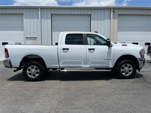 2024 RAM 2500 Big Horn Crew Cab 4x4 64 Box