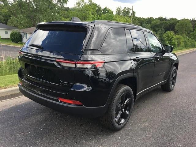 2024 Jeep Grand Cherokee GRAND CHEROKEE LIMITED 4X4