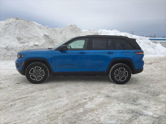 2023 Jeep Grand Cherokee 4xe Trailhawk