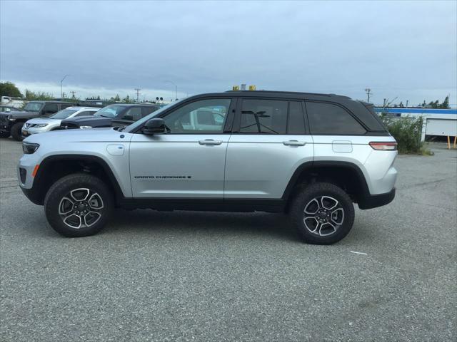 2023 Jeep Grand Cherokee 4xe Trailhawk