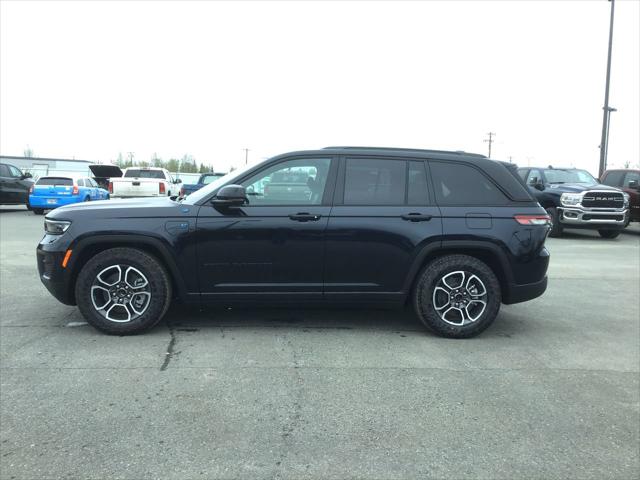 2023 Jeep Grand Cherokee 4xe Trailhawk