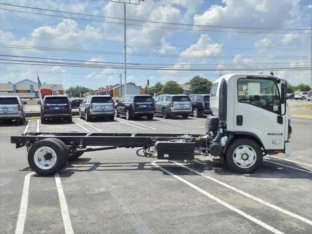 2025 Isuzu NRR Unknown