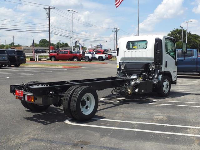 2025 Isuzu NRR Unknown