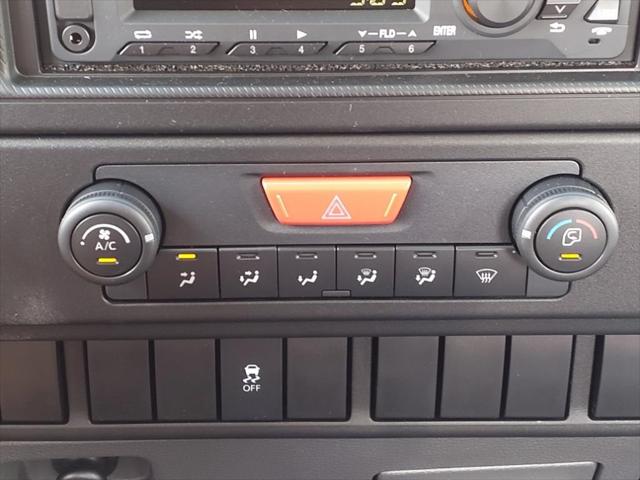 2025 Isuzu NRR Unknown
