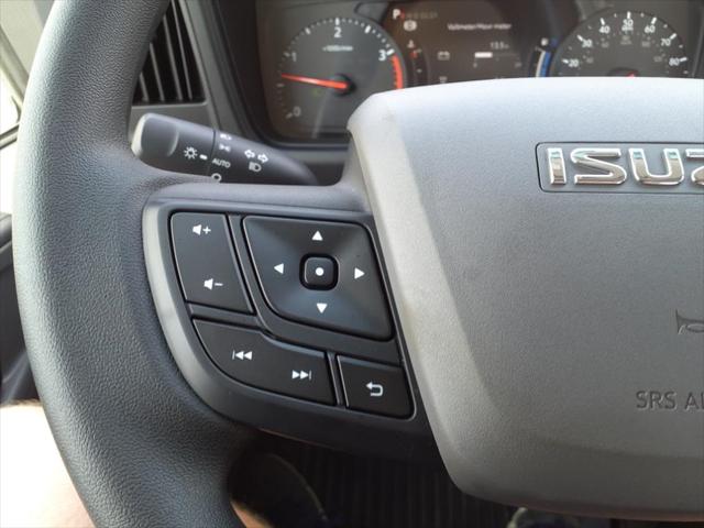 2025 Isuzu NRR Unknown