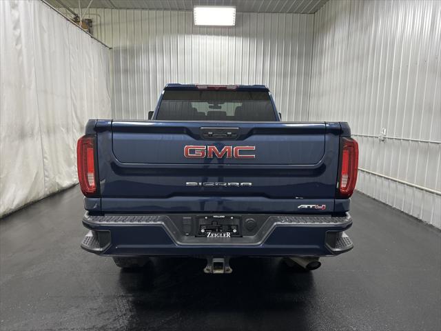 2023 GMC Sierra 3500HD 4WD Crew Cab Standard Bed AT4